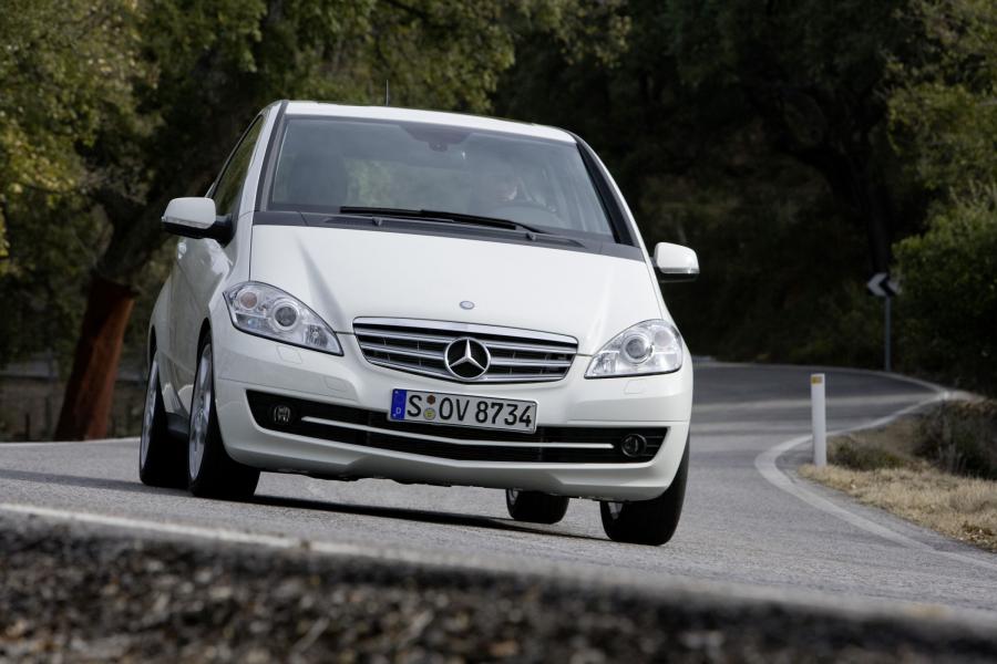  Mercedes-Benz A-Class 3-Door 2009 года  (фото 27 из 28)